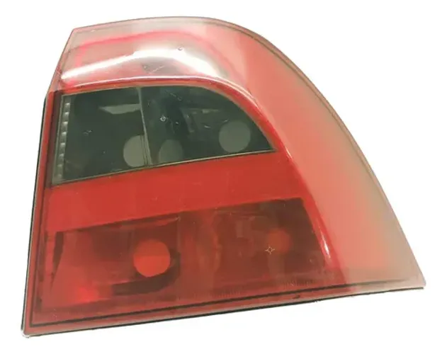 Lanterna Traseira Direita Chevrolet Vectra 2002 Fumê Direito/passageiro Vermelho