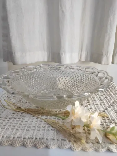 Fruteira Vidro Antiga Redonda Bordas Vazadas - 1 Unidade (Usado)
