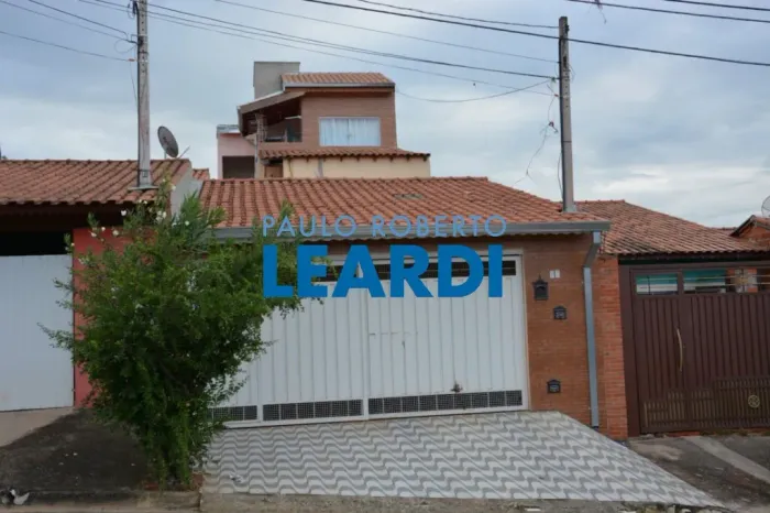 CASA ASSOBRADADA - JARDIM SANTA ESMERALDA - SP