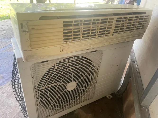 Ar condicionado 12.000 Btu + instalação