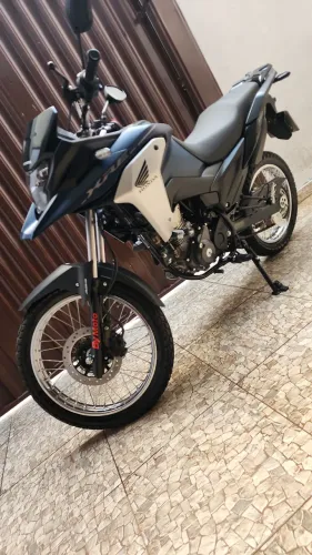 Vendo xre 190, moto nova ótima conservação