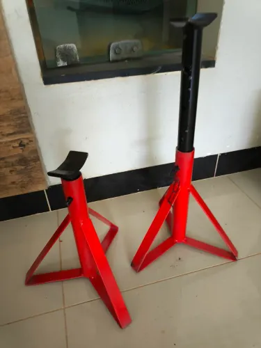 Cavalete automotivo 