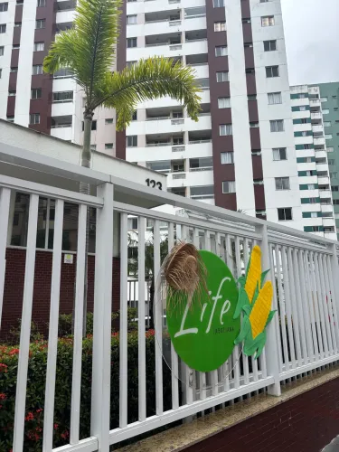 Alugo Life Jabotiana alto sombra 