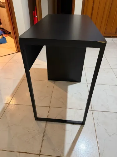 Escrivaninha Preta moderna 