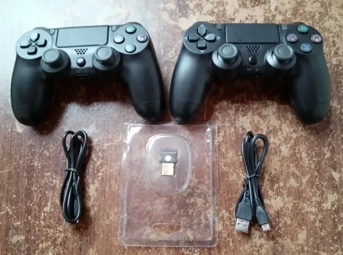 2 Controles Pc Sem Fio + Adaptador Bluetooth Semi Novos 