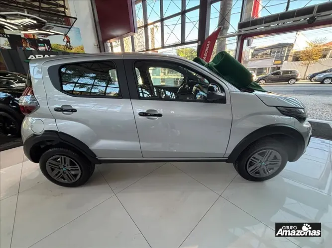 Fiat Mobi Like 1.0 Fire Flex 5P. 2027