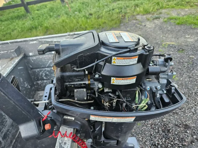 Barco 5mt motor yamaha 15 HP