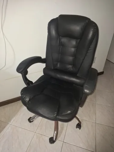 Cadeira de Escritório Alta 