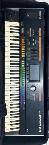 OPORTUNIDADE ROLAND JUPITER 80
