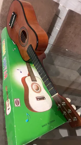 Viola/violao de brinquedo