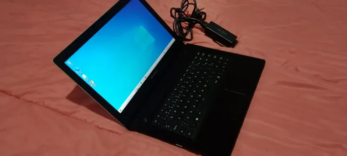 Lenovo notebook core i5 8gb ran com SSD bateria boa já formatado 