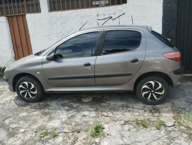 Peugeot 206 Selection/ Sensation 1.0 16V 5P 2002