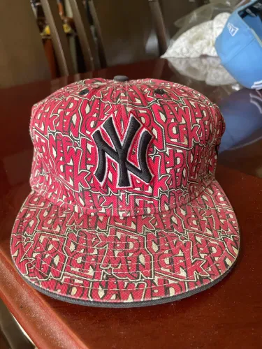 Boné New York Yankees - Preto/Vermelho - New Era
