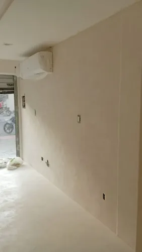 Revoco Cores Resolve CobreTudo em Drywall em Ceramico Efeito Rustico Impermeável