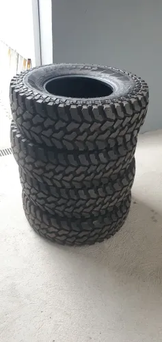 Pneu 31x10.50r15 jogo