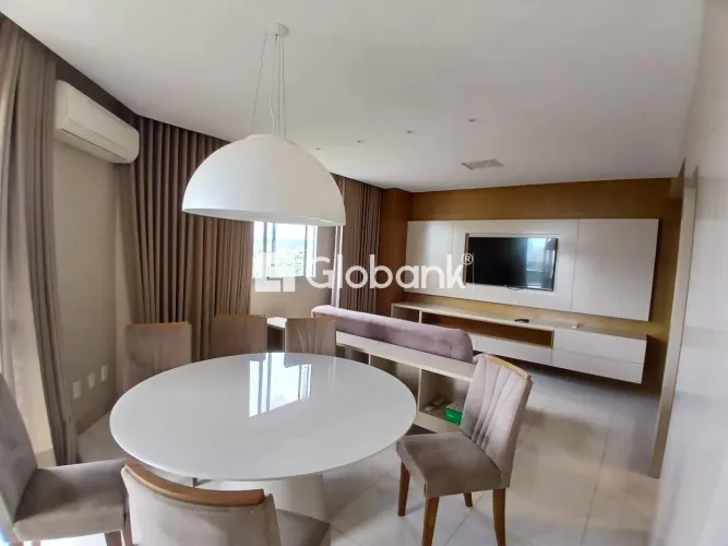 Apartamento Mobiliado para locação com 3 quartos, suíte, 2 vagas e vista para a montanha