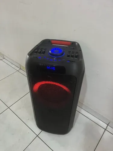 CAIXA DE SOM Á VENDA!