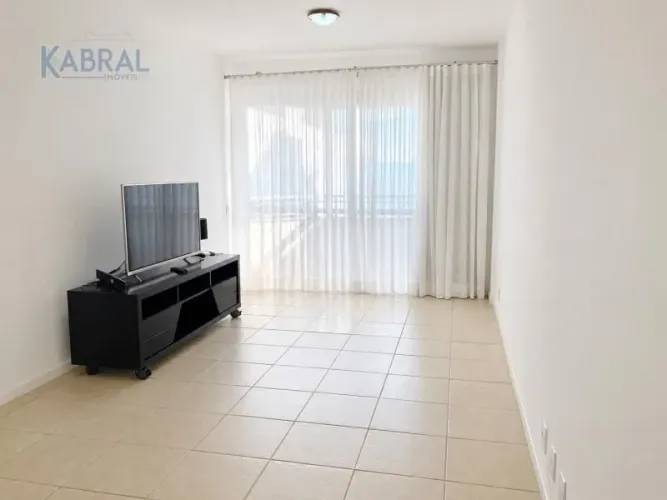 Excelente Apartamento de 3 Quartos com 2 Vagas Próximo à Beira-Mar Norte