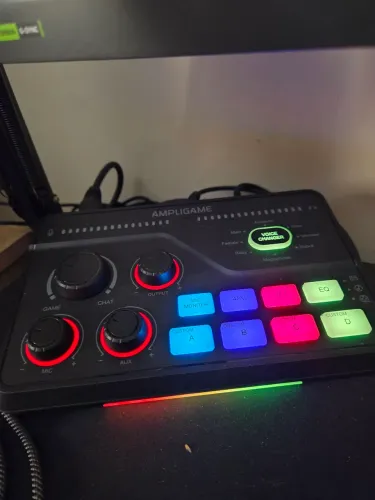 Mesa de som fifine ampligame sc8 gamer
