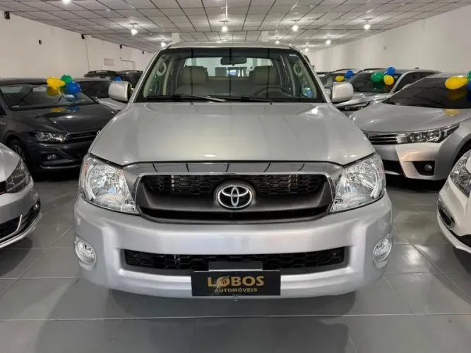 Toyota Hilux CD D4-d 4X4 2.5 16V 102cv TB Dies. 2011