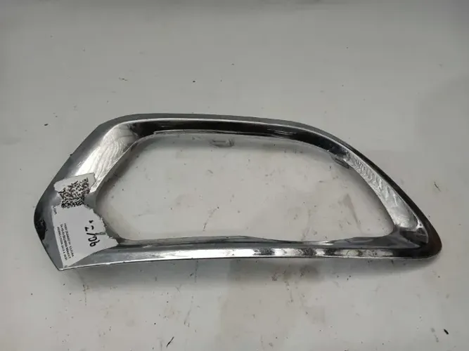 FRISO CROMADO FAROL MILHA ESQUERDO RENAULT SANDERO LOGAN 2015/2020