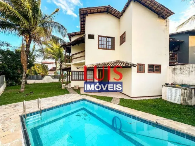 Casa com 4 dormitórios para alugar, 160 m² por R$ 7.860,00/mês - Camboinhas - Niterói/RJ