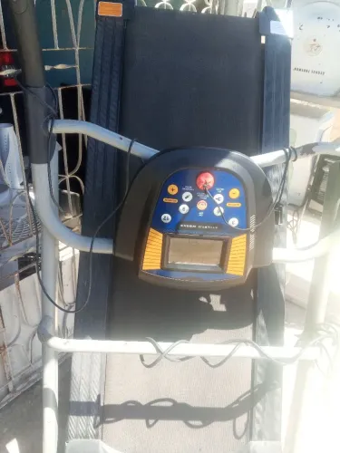 Esteira athetic Works 