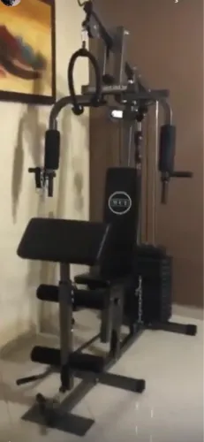 Aparelho de musculação