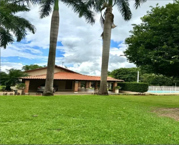 Chácara com 3 dormitórios à venda, 2000 m² por R$ 1.500.000,00 - Morada Campestre (Zona Ru