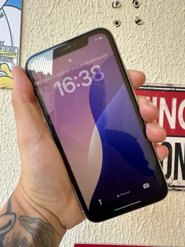 iPhone 11 
