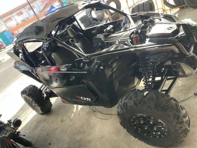 UTV marverick x3