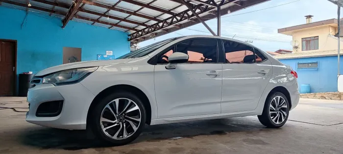 Citroen C4 Lounge Tendance 1.6 Turbo Flex Aut. 2017