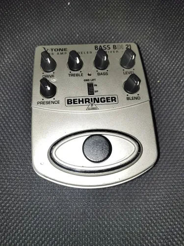 Pedal Behringer Bdi 21 Para Baixo