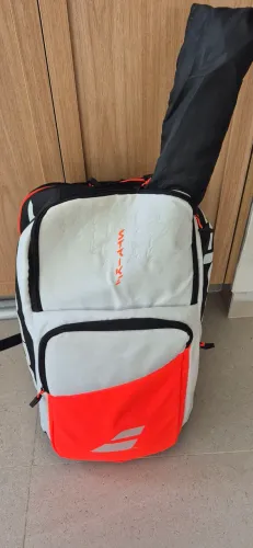 Mochila Babolat Pure Strike praticamente nova
