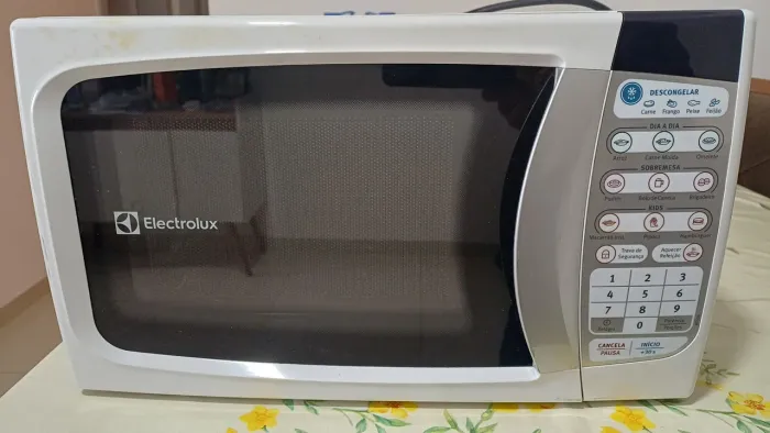 Micro-ondas Electrolux MTD30 20 Litros Branco 110V
