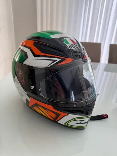 Capacete AGV K1 tamanho 58
