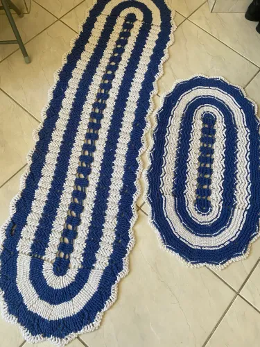 Vendo tapete em barbante, lindo. Ideal pra sua casa ficar aconchegante.