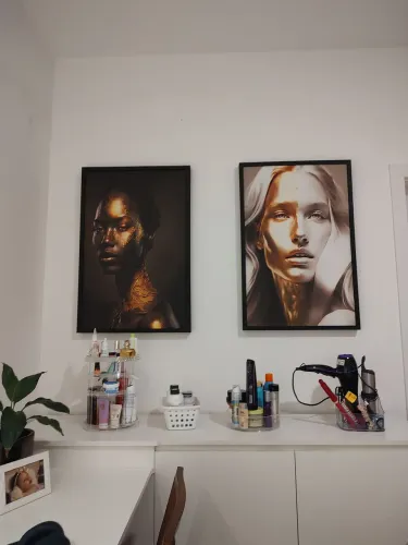 Dupla de quadros femininos