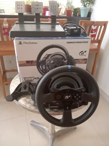 Thrustmaster T300