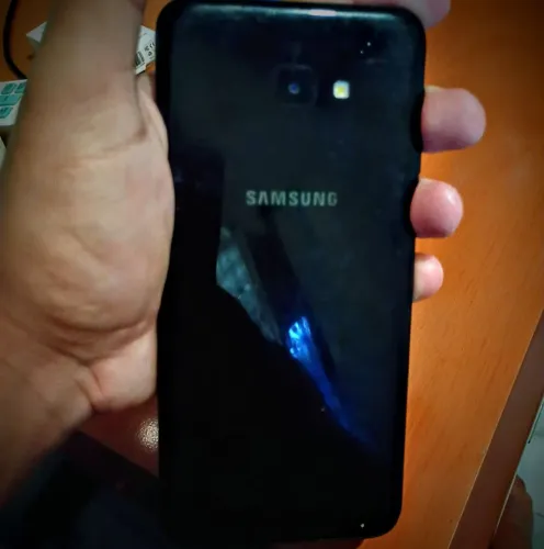 Samsung Galaxy j4