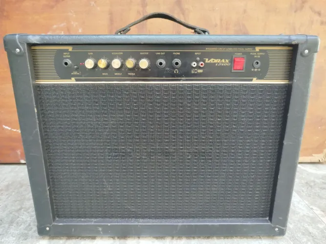 Amplificador Borne Vorax 12100 usado