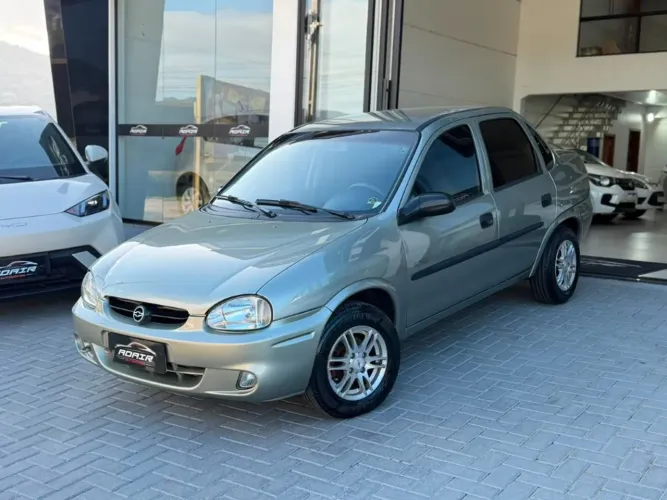 Chevrolet Corsa SED Class.life 1.0/1.0 Flexpower (álcool) 2006