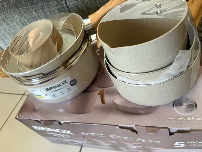 Conjunto com 5 panelas de ceramic brinox