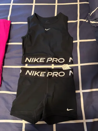     Conjunto Academia Nike 