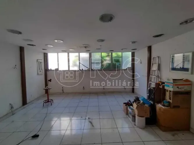 Rua Ribeiro Guimarães, juntinho do shopping, casa duplex com 145metros