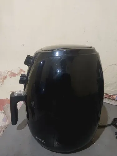 Air Fryer Ultra Preta com Timer 3,2L