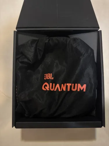 JBL QUANTUM 610