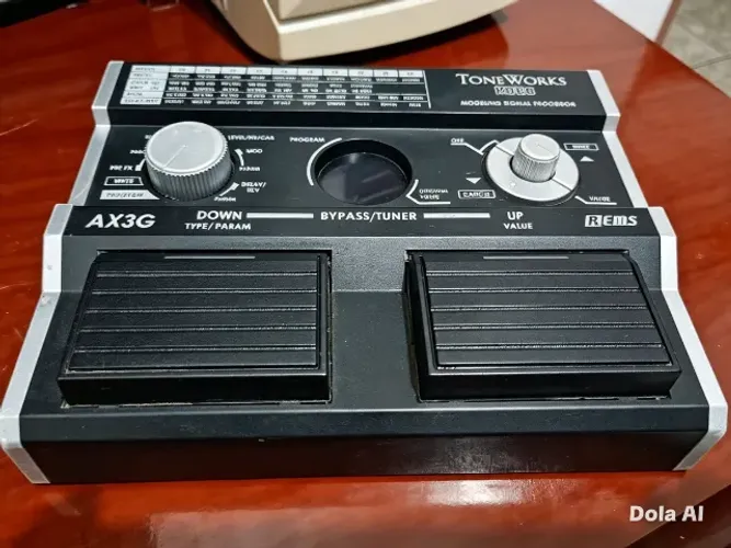 Pedaleira Korg AX3G