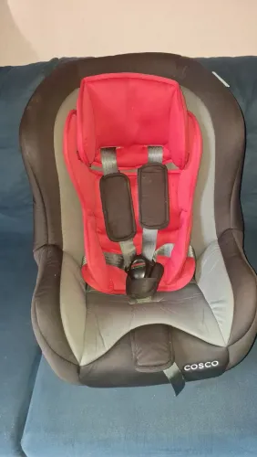 Cadeira infantil Cosco para Carro