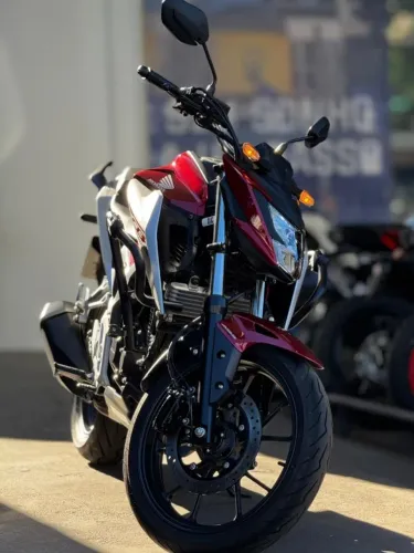 CB 300F Twister - SEMINOVA IMPECÁVEL!